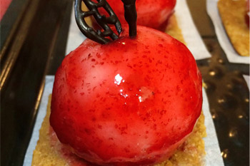 Apple Mousse Cake